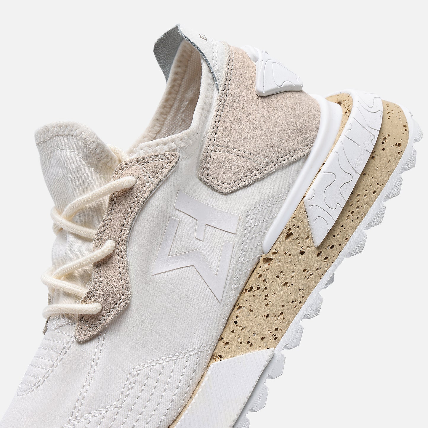 NSJ303 Sneaker