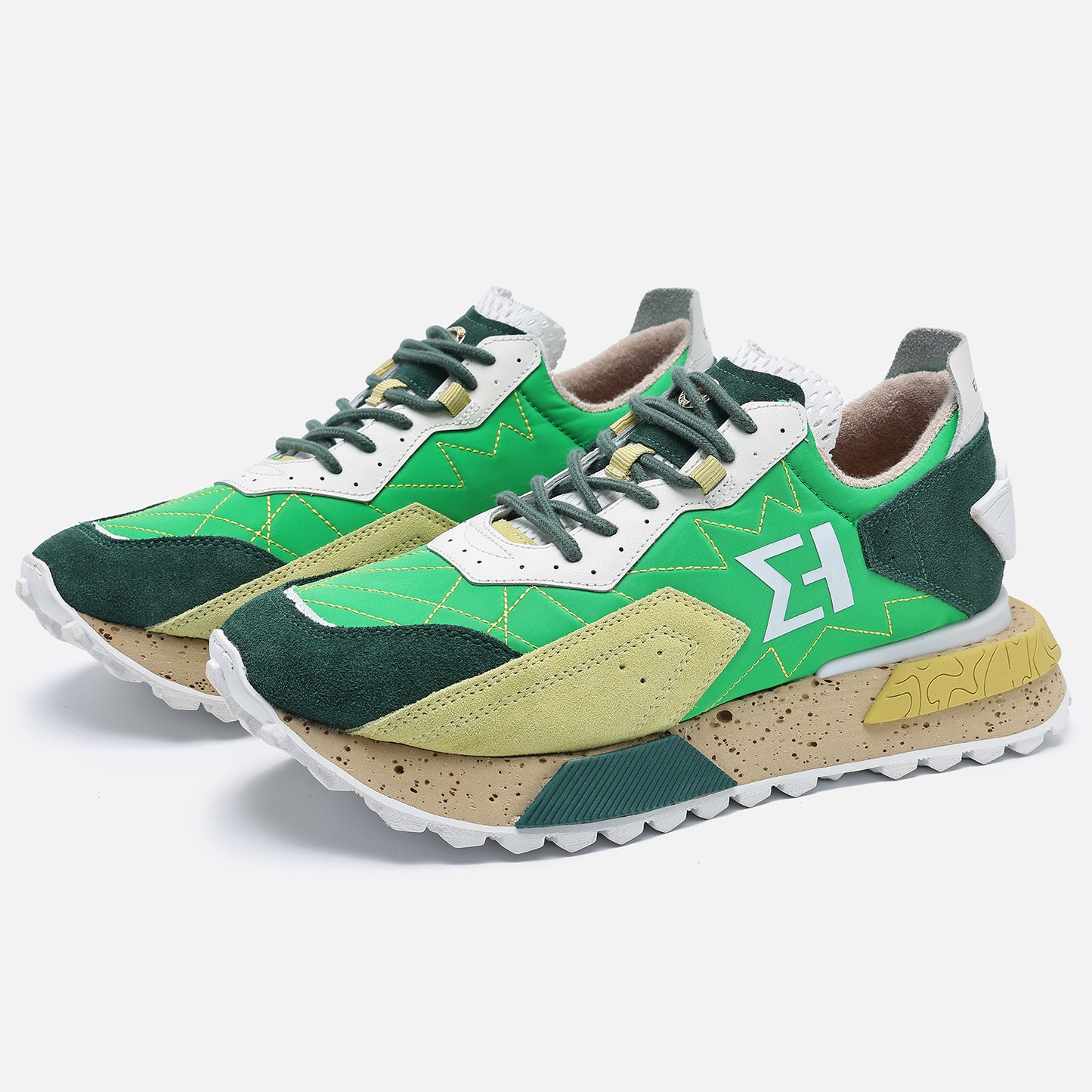 NSJ600 Sneaker