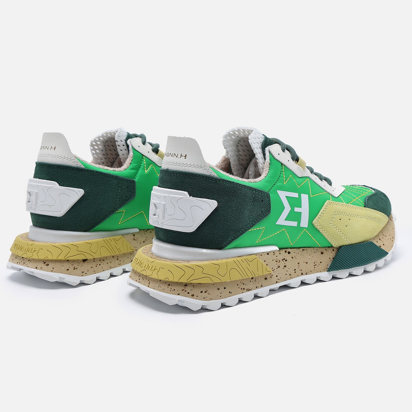 NSJ600 Sneaker