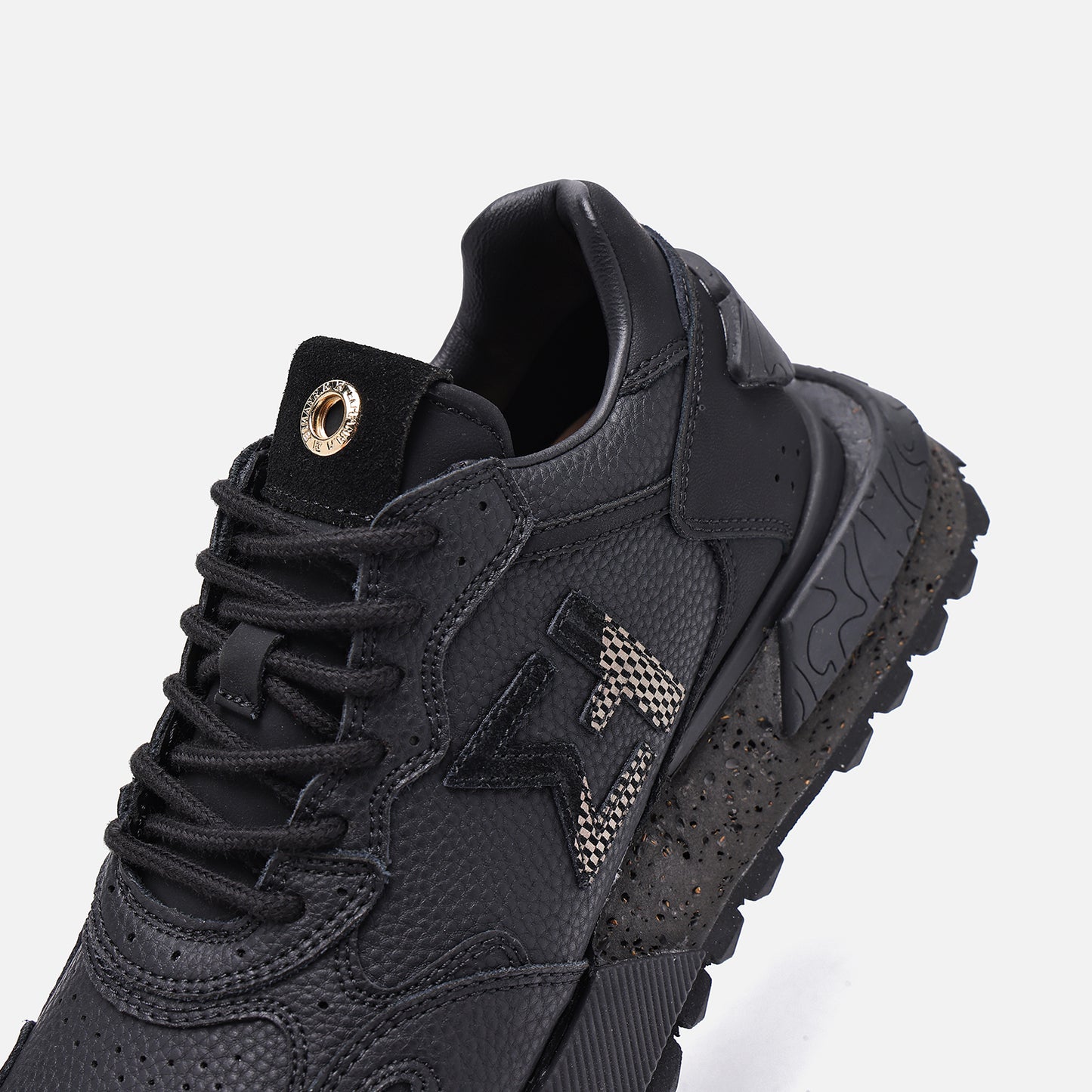 NSJ358_G BLACK