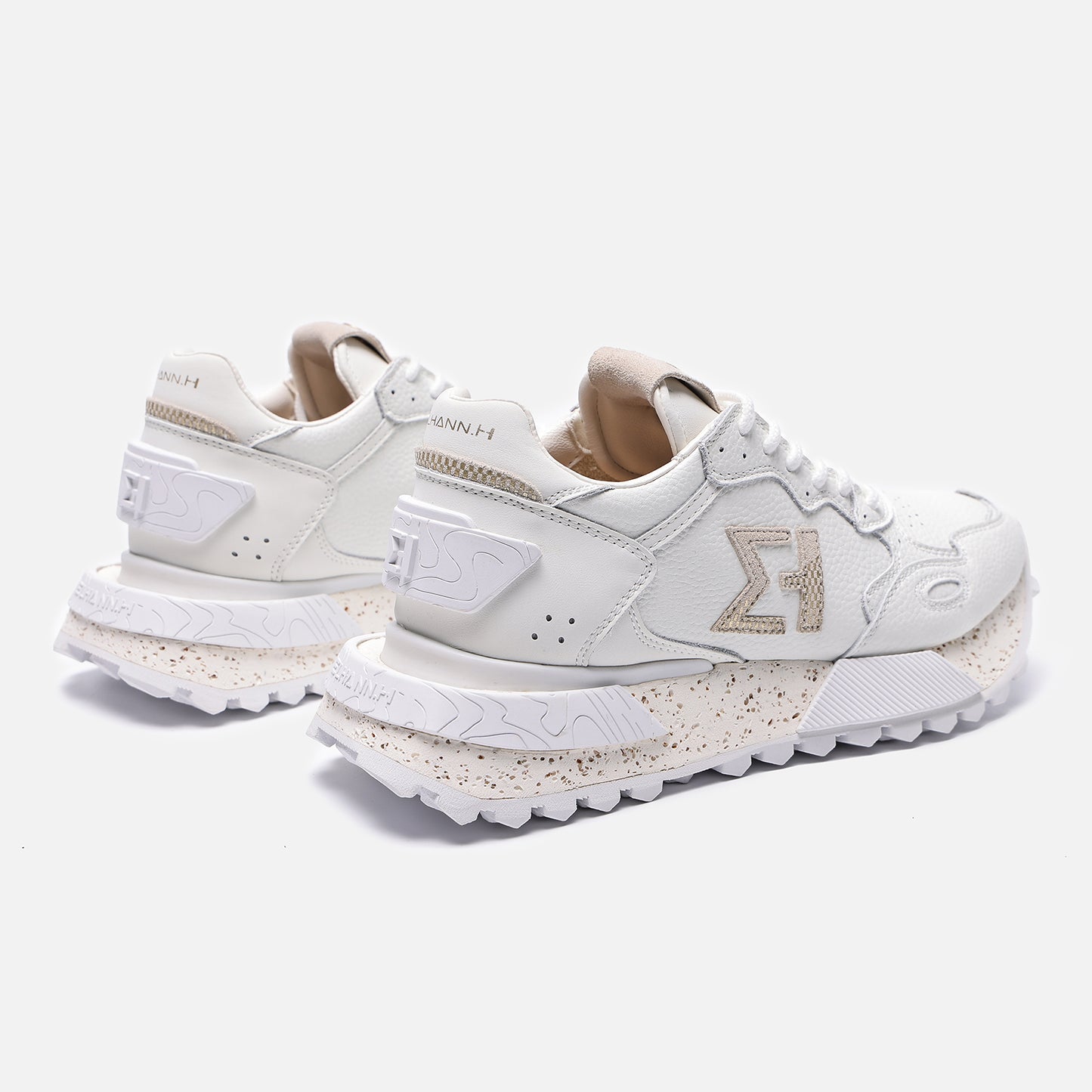 NSJ358_G White