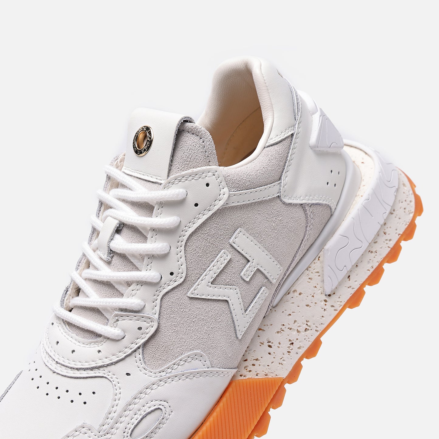 NSJ358_N White