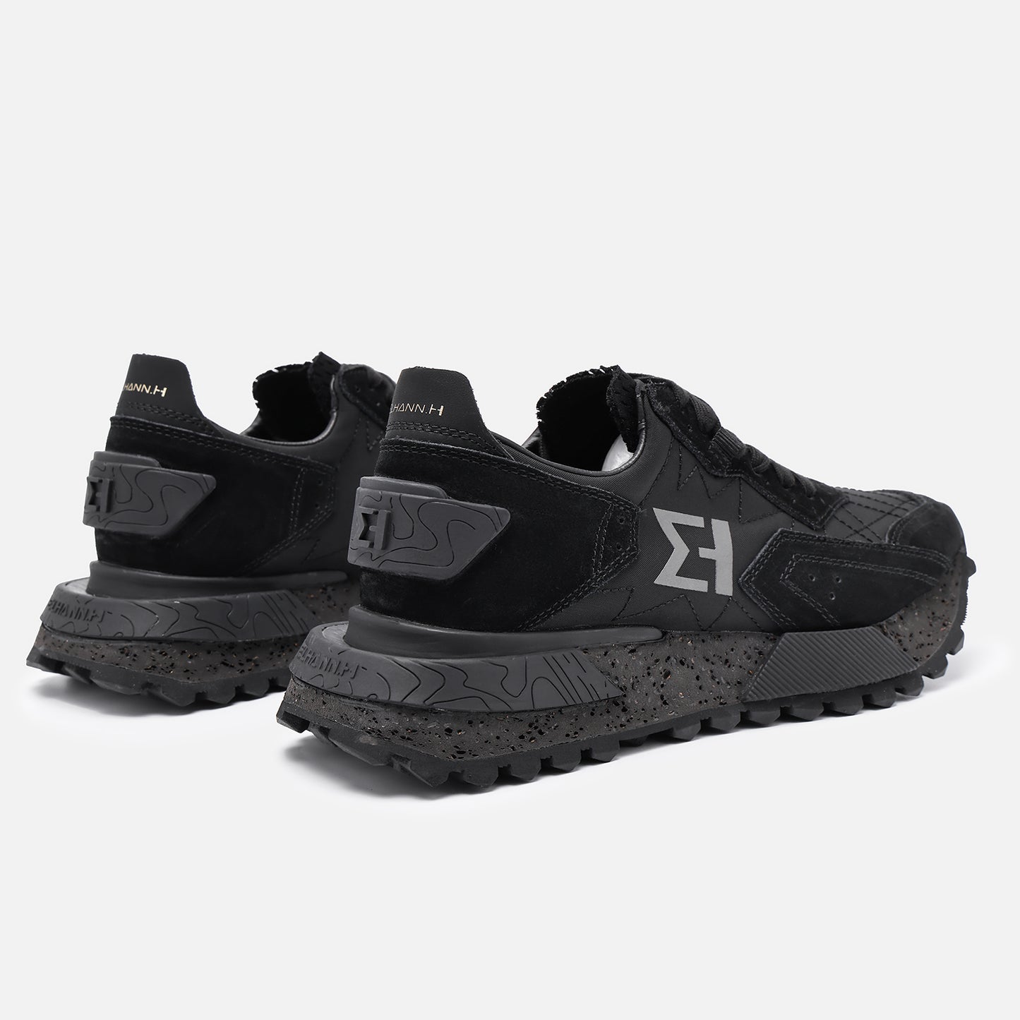 NSJ600_Black
