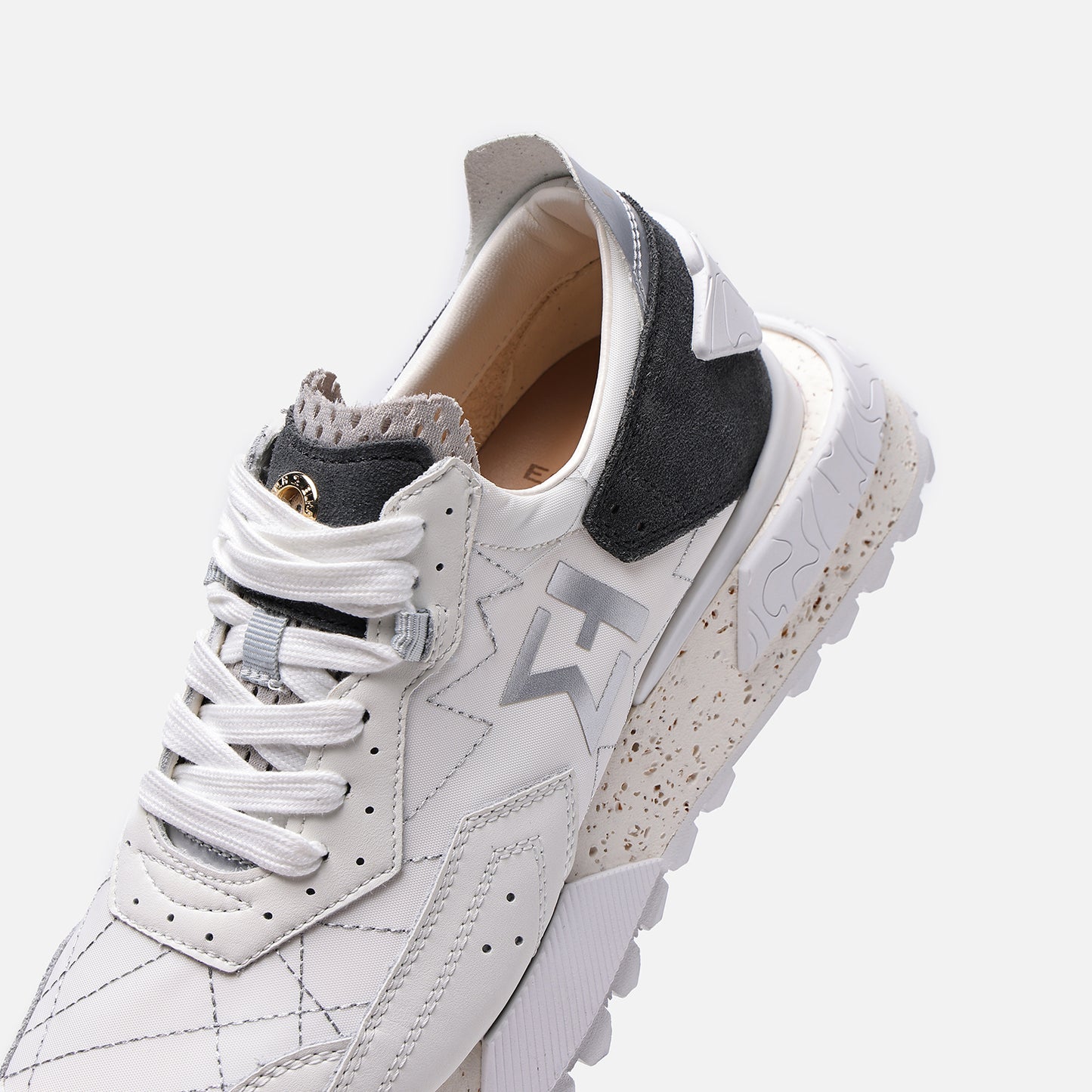 NSJ600_WHITE SHADE