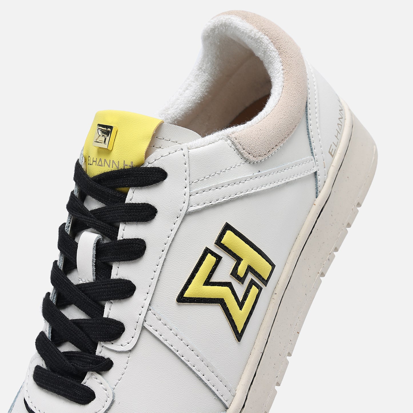 LS929 Sneaker