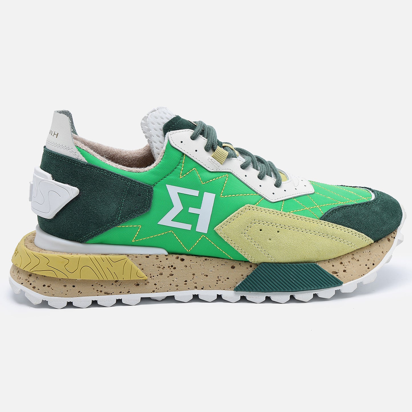 NSJ600 Sneaker