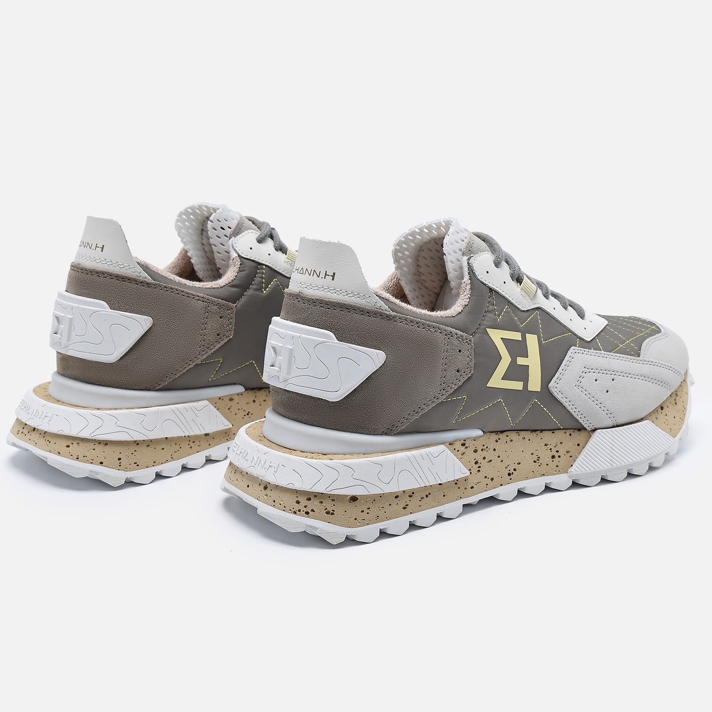 NSJ600 Sneaker
