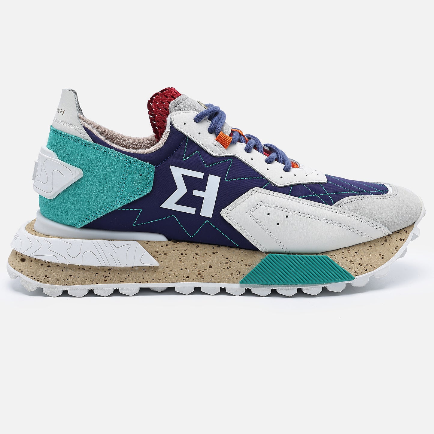 NSJ600 Sneaker