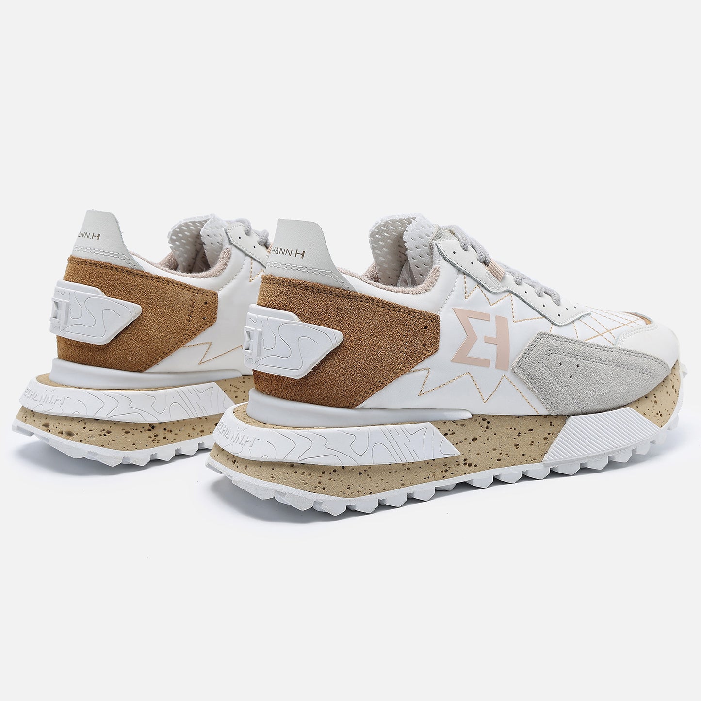 NSJ600 Sneaker