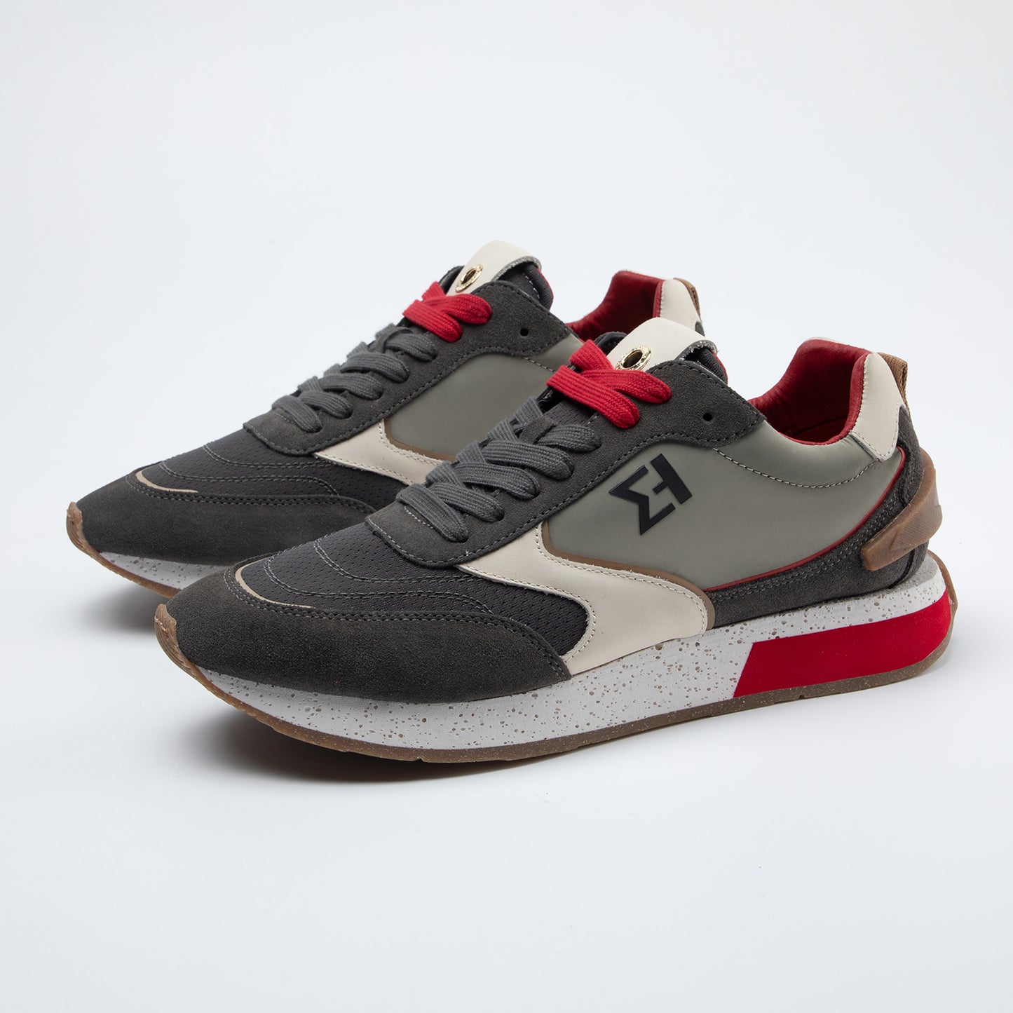 Sneaker di allenatore SJ610