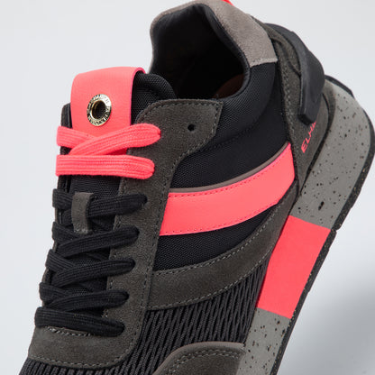 Sneaker di allenatore SJ601