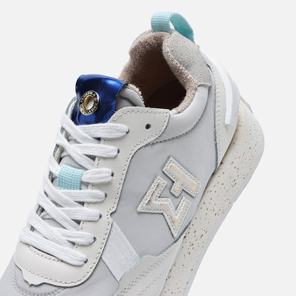 SJ616 Sneaker